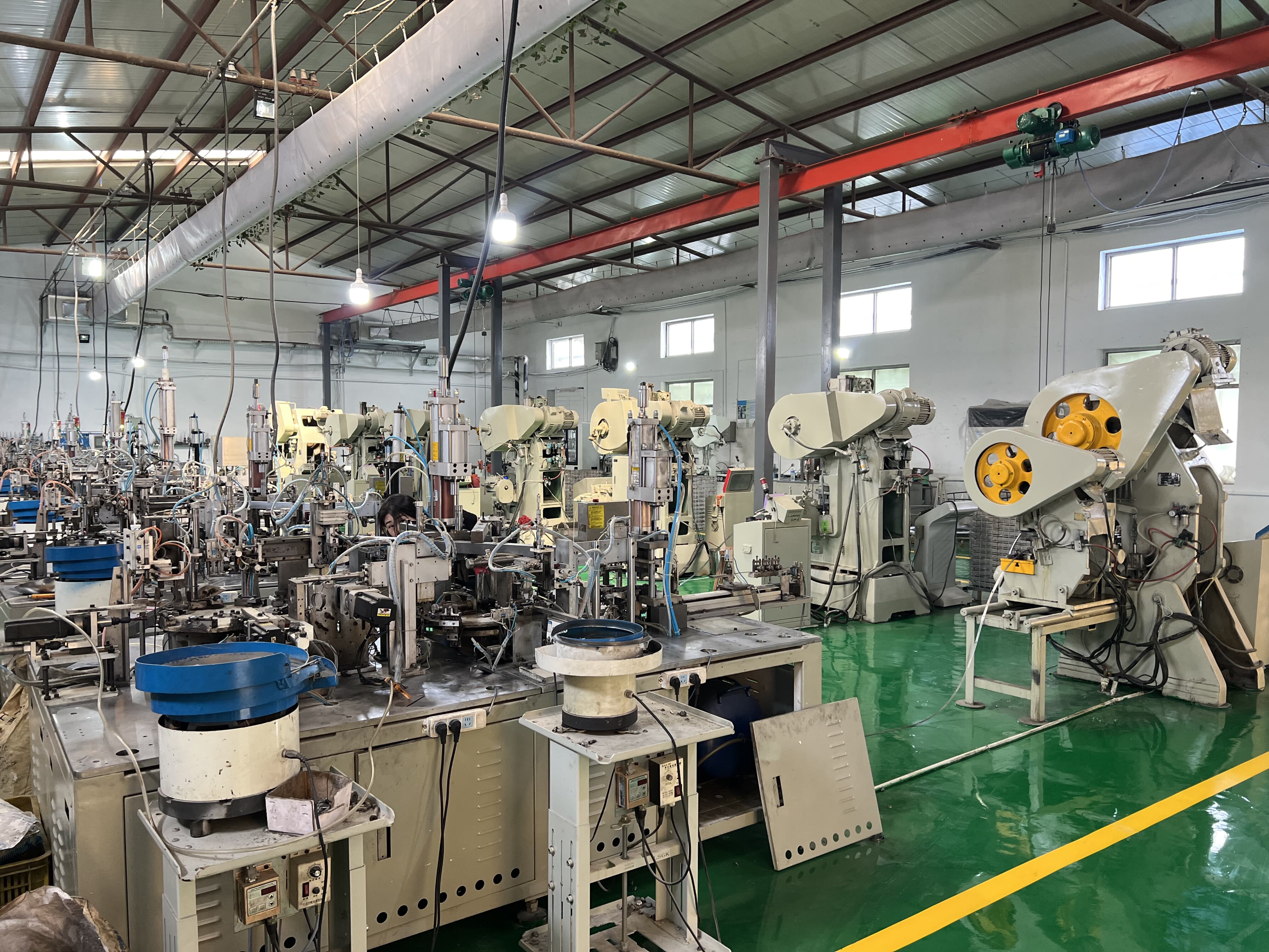 P-типа Цех по производству зажимов P- типа