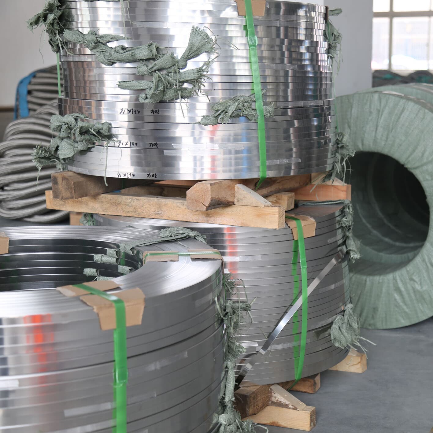 Индикация сырья из сильфонной ленты из нержавеющей стали.