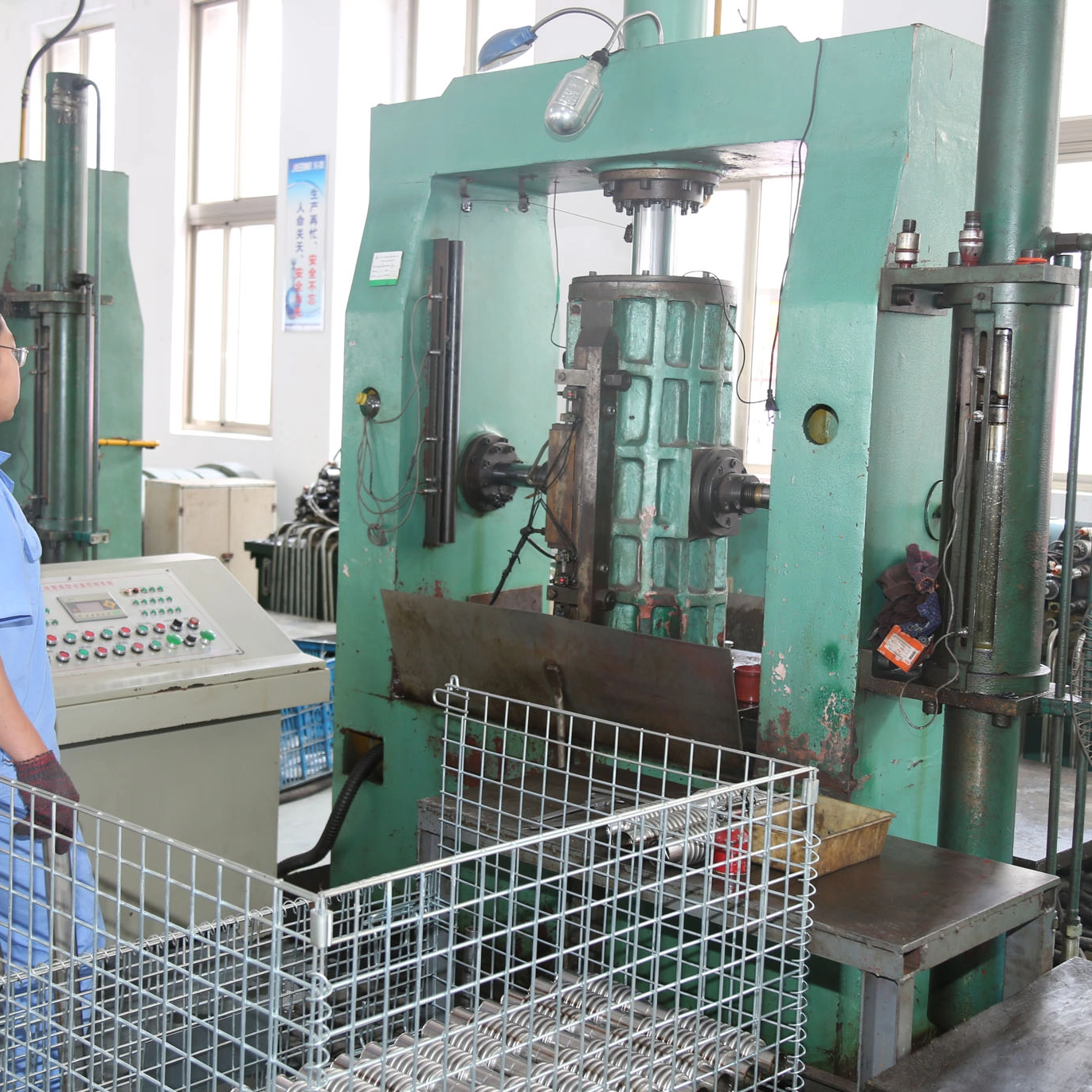 Усиленные сильфоны из нержавеющей стали по индивидуальному заказу