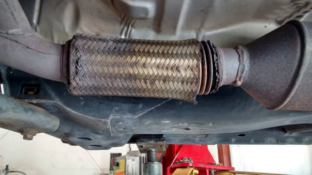 Damaged flex piep Поврежденный гибкий пип