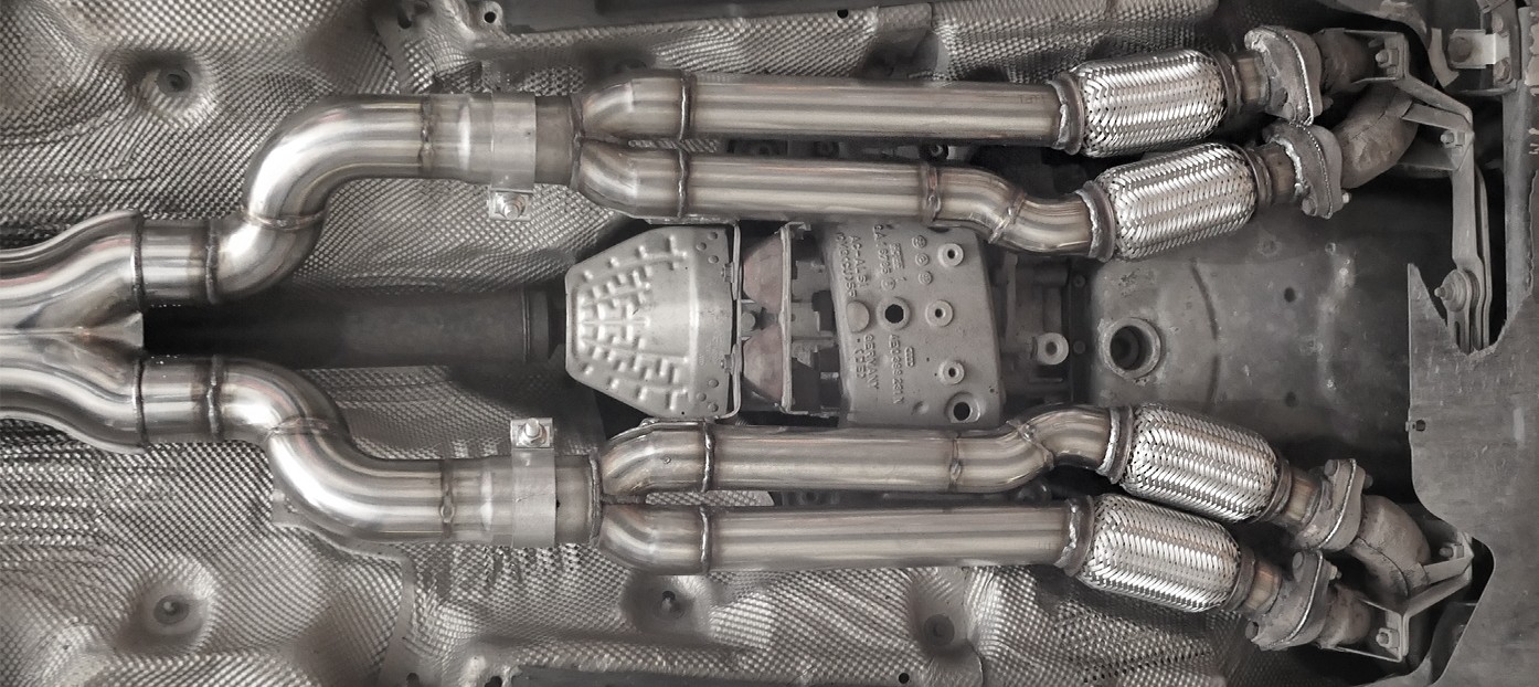 Что такое гибкая выхлопная труба на автомобиле